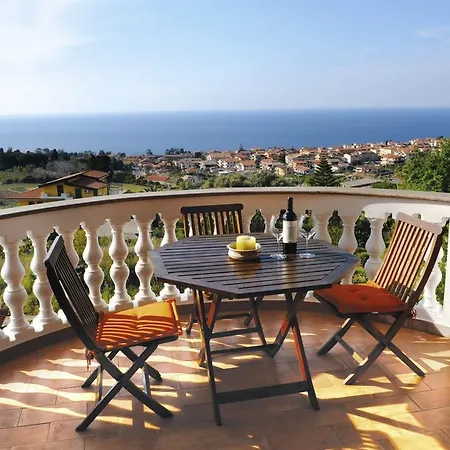 Bella Vista *